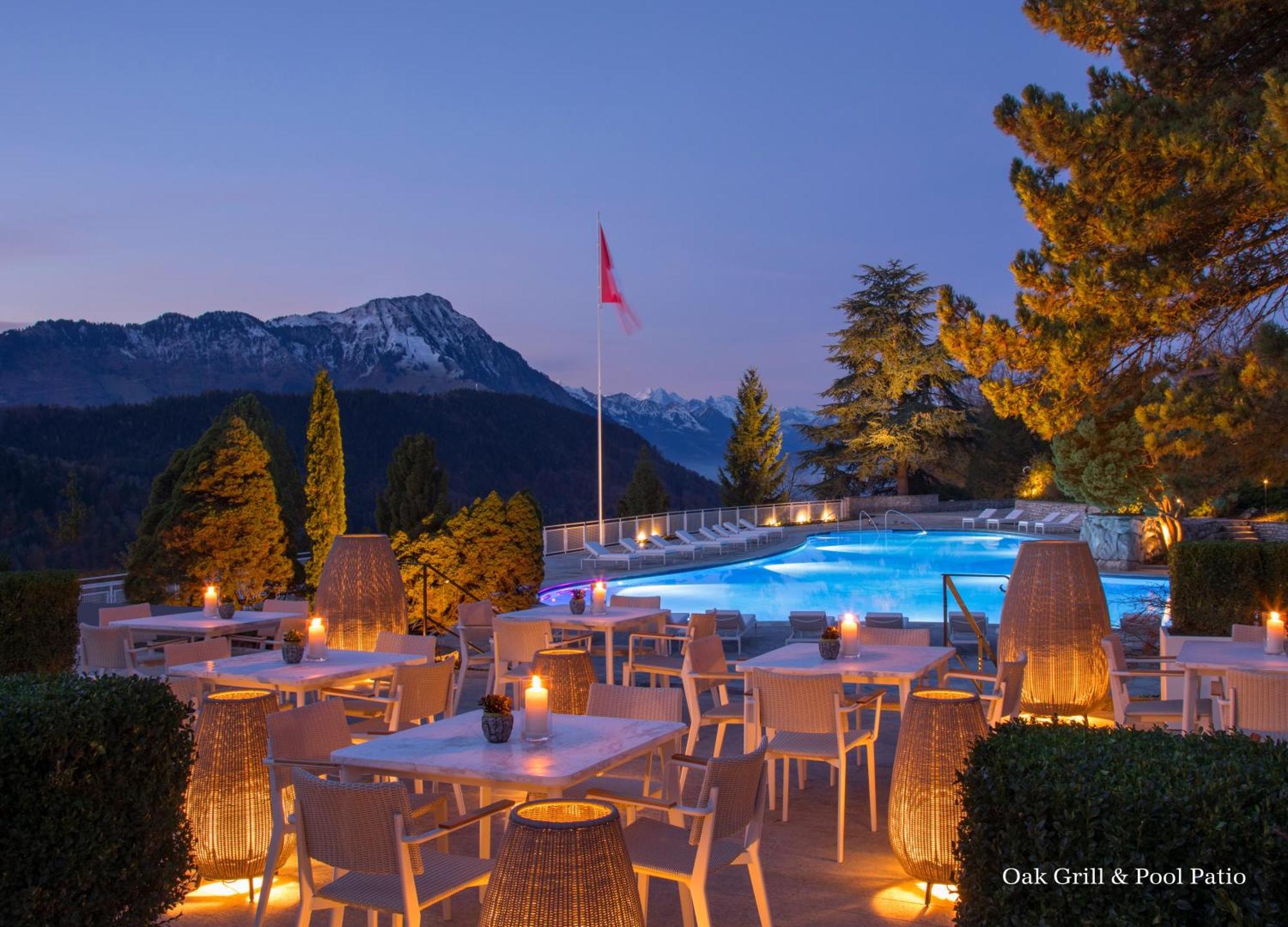 Buergenstock Hotel & Alpine Spa Esterno foto The Oak Grill and Pool Patio