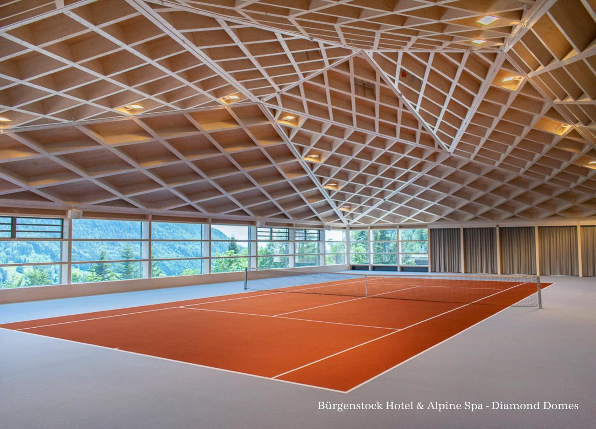 Buergenstock Hotel & Alpine Spa Esterno foto Tennis court